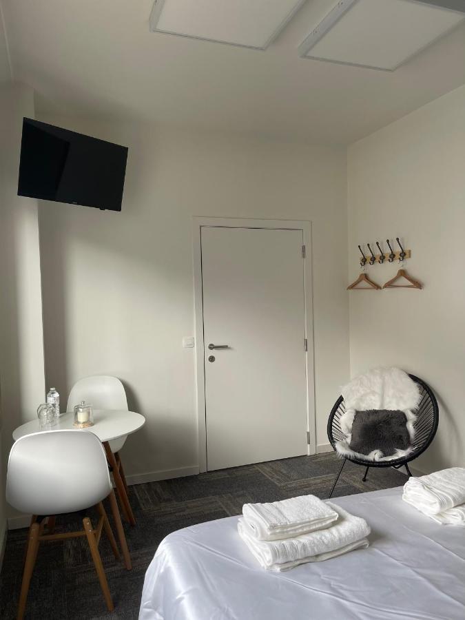 Prachtige kamer in centrum Brugge met badkamer ! Eksteriør billede