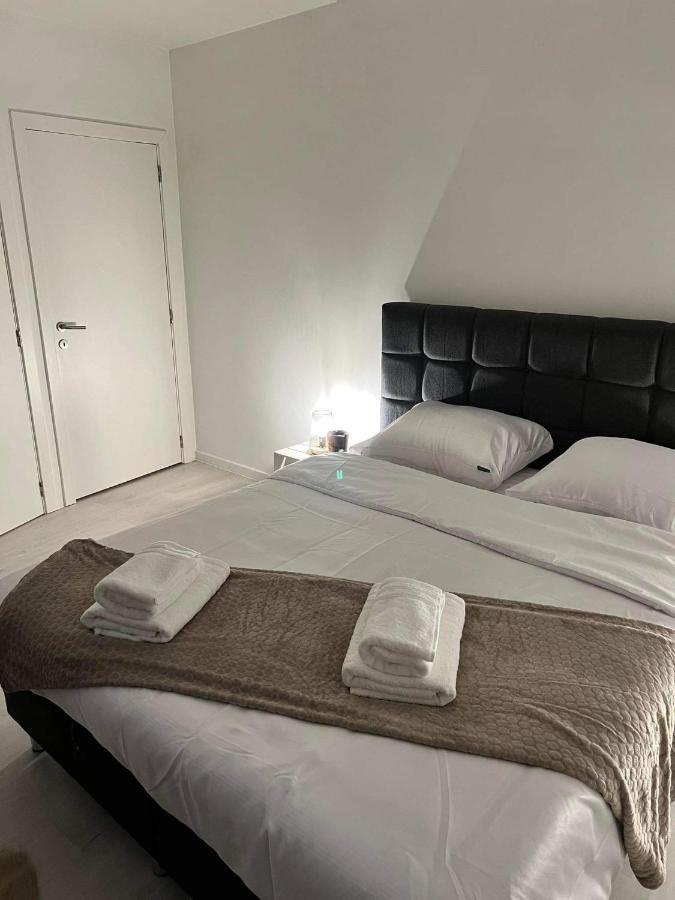 Prachtige kamer in centrum Brugge met badkamer ! Eksteriør billede
