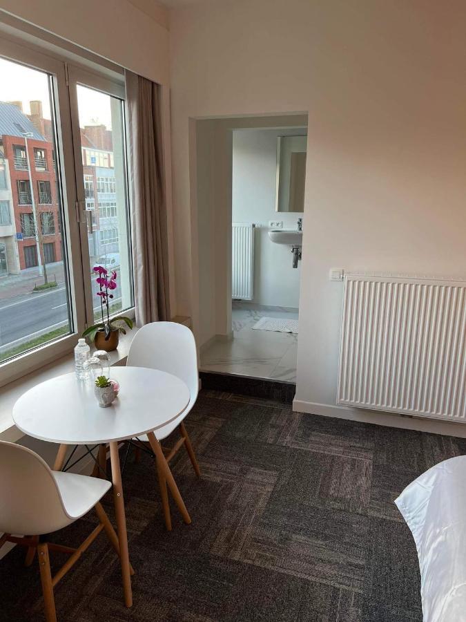Prachtige kamer in centrum Brugge met badkamer ! Eksteriør billede